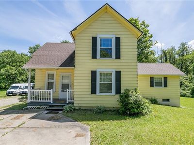 693 N Medina Line Rd, Akron, OH, 44333