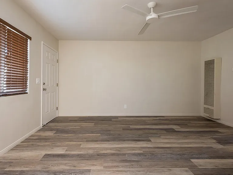 1044 Sapphire St #6 — Photo 12