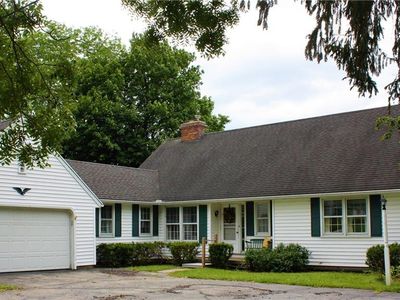 220 Pinnacle Rd, Rochester, NY, 14623
