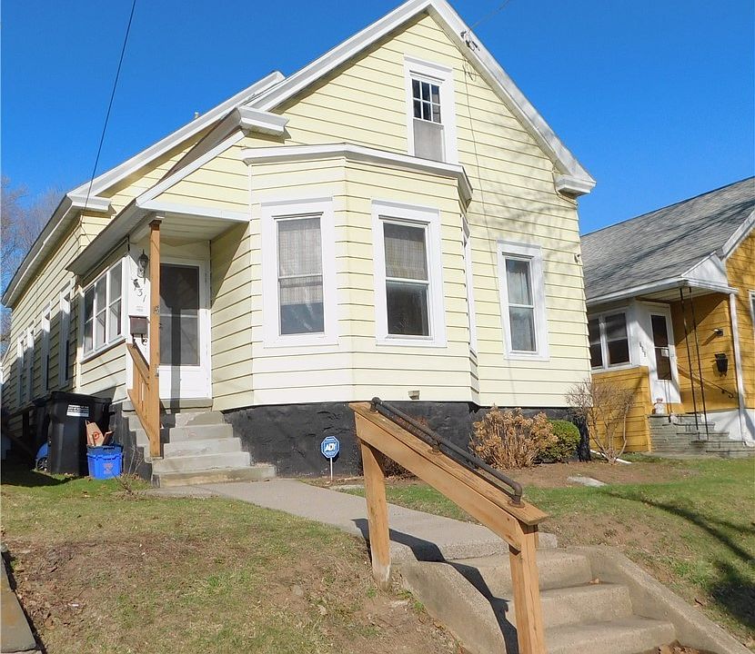 1st image of 731 Teall Ave