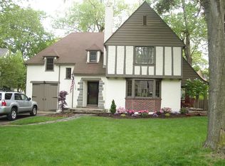 8 Midhurst Rd, Short Hills, NJ 07078