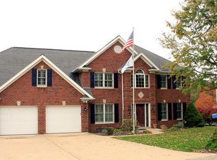 240 Rosewood St, Belle Vernon, PA 15012