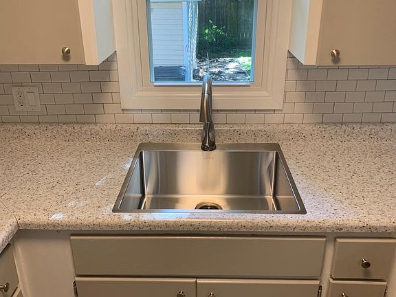 Trendy & Awesome Farmer Sink