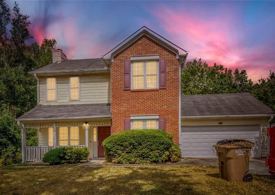 1st image of 454 Fieldgreen Dr
