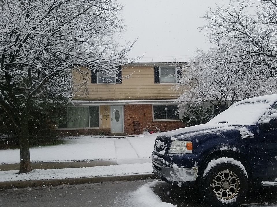 1st image of 1302 E 4th St
