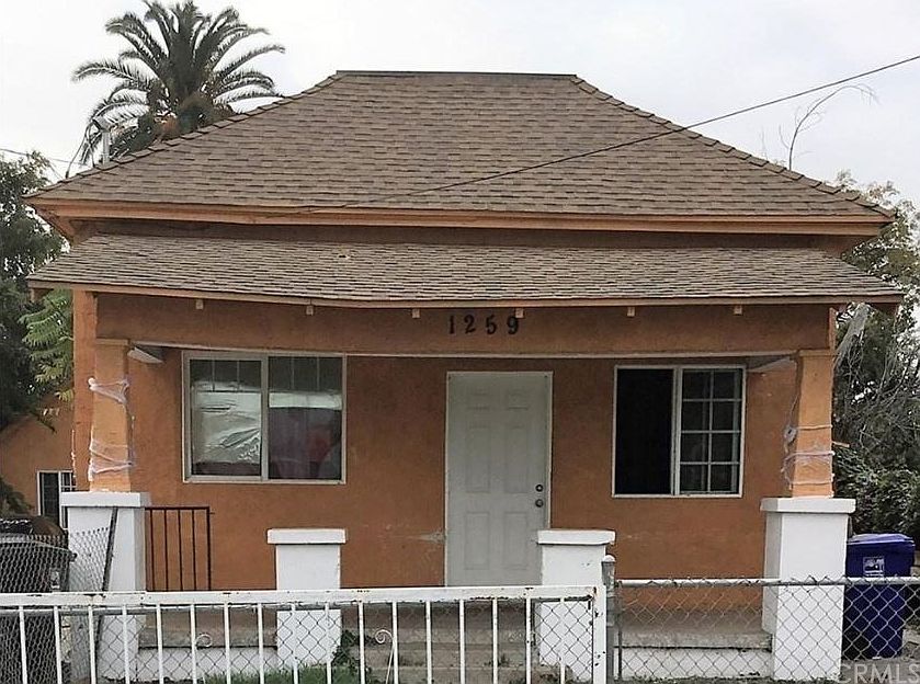 1st image of 1259 W Rialto Ave