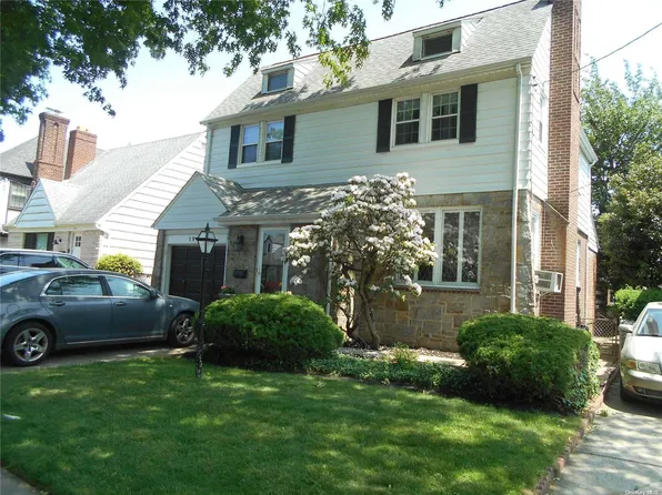 191 Bellmore Street, Floral Park, NY 11001