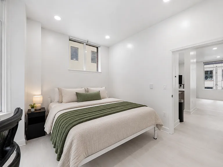 201 Sansome St #401 — Photo 13