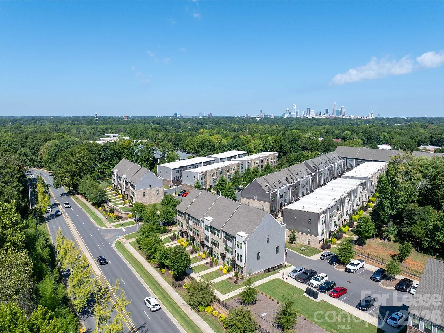 4 bed, 4.0 bath, $4,800 — Photo 4