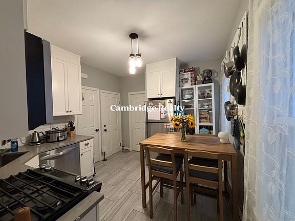 5th image of 5 Marcella St #1T
