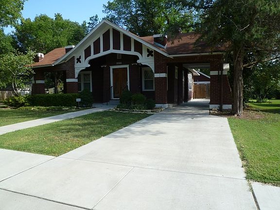 3rd image of 1321 E 11th Ave