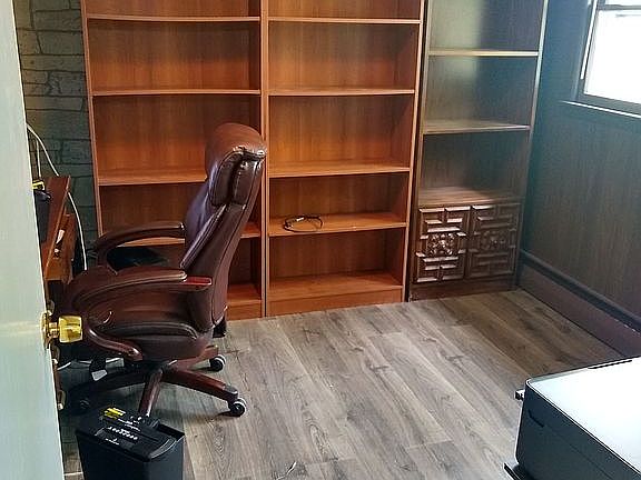 Bedroom/office (main floor)