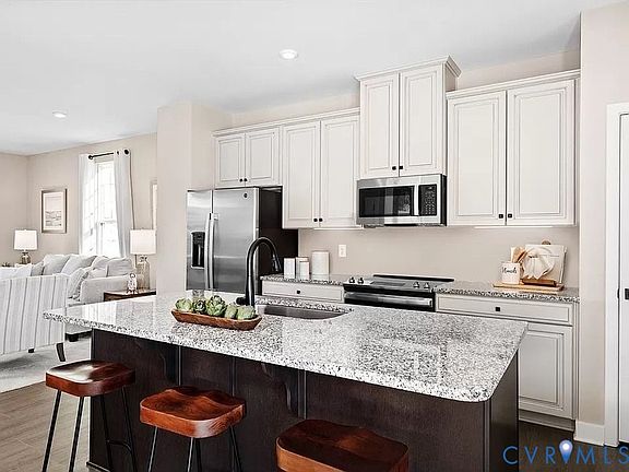 2nd image of 604 Rosedown Ln