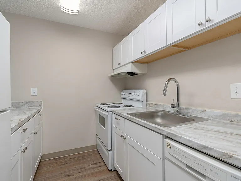 1 bed, 1 bath