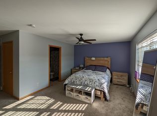2949 Kentville Dr, Sun Prairie, WI 53590
