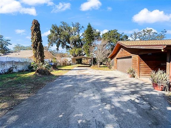 4th image of 2006 N Taylor Rd