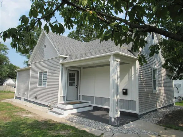 118 S Quincy Ave, Sedalia, MO 65301