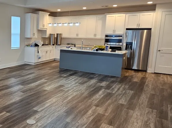 1635 Paragon Cir S, Clearwater, FL 33755