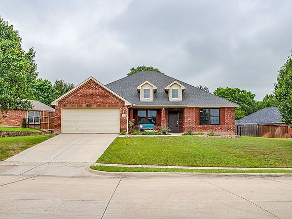 2nd image of 2720 Pinnacle Dr