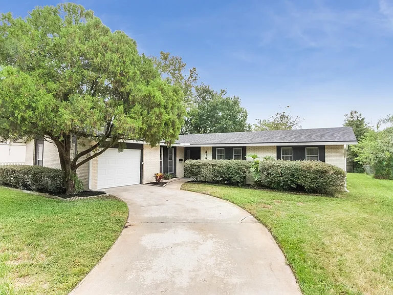 Crosby Ln — Photo 1