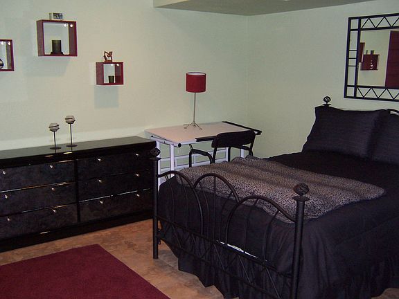 2nd Bedroom