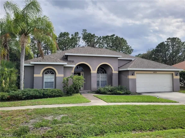 4409 Varsity Lakes Dr, Lehigh Acres, FL 33971