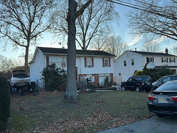 3rd image of 869 Briarcliff Dr