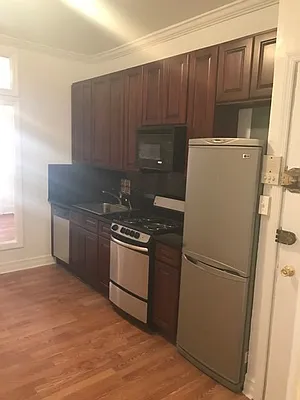 Rented by AD Real Estate Investors | media 31