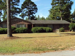 129 Westgate Dr, Greenwood, SC 29646