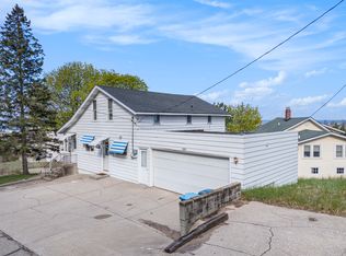 101 Prospect St, Grand Haven, MI 49417
