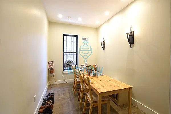 Rented by null | media 5