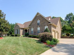 4448 Taylor Hall Ln, Adams, TN 37010