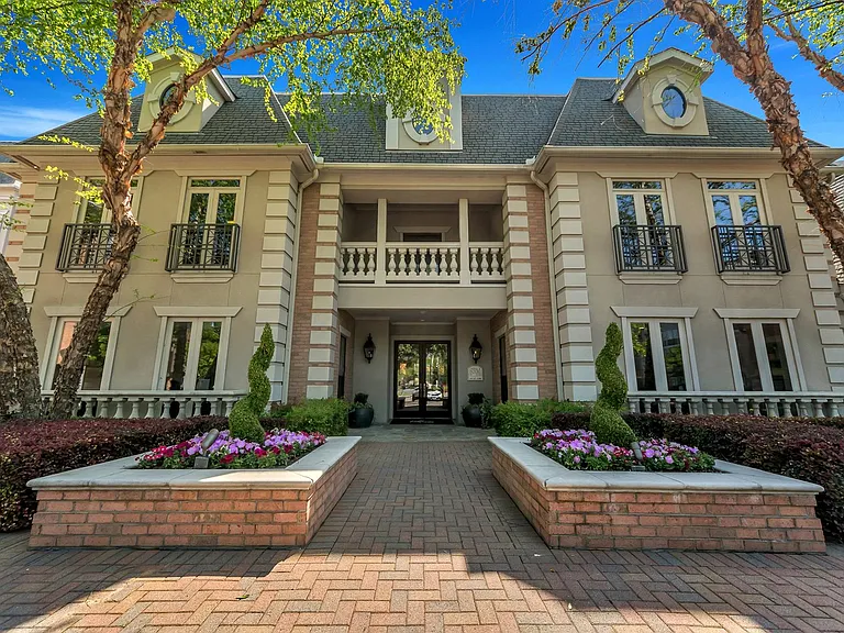 Renaissance at Preston Hollow — Photo 12