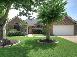 4918 Glenpark Dr, La Porte, TX 77571