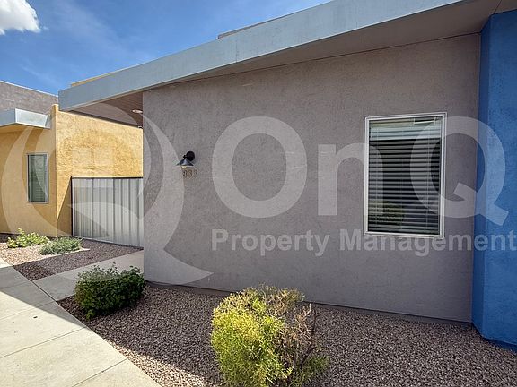 4th image of 833 E Park Modern Dr