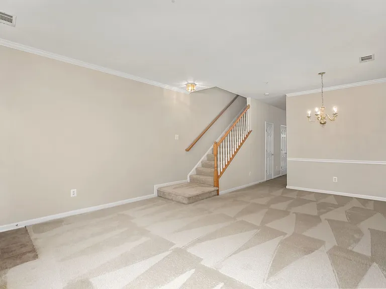 2664 Manhattan Pl #105 — Photo 4