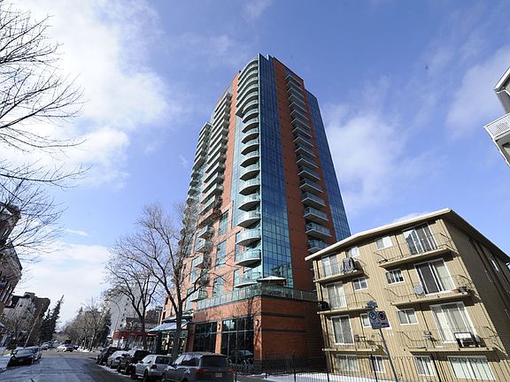 2nd image of 836 15th Ave SW #1906