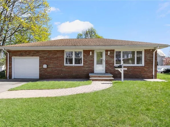 495 Gaskill St, Woonsocket, RI 02895