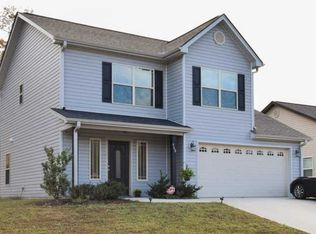 668 Chastine Dr, Spartanburg, SC 29301