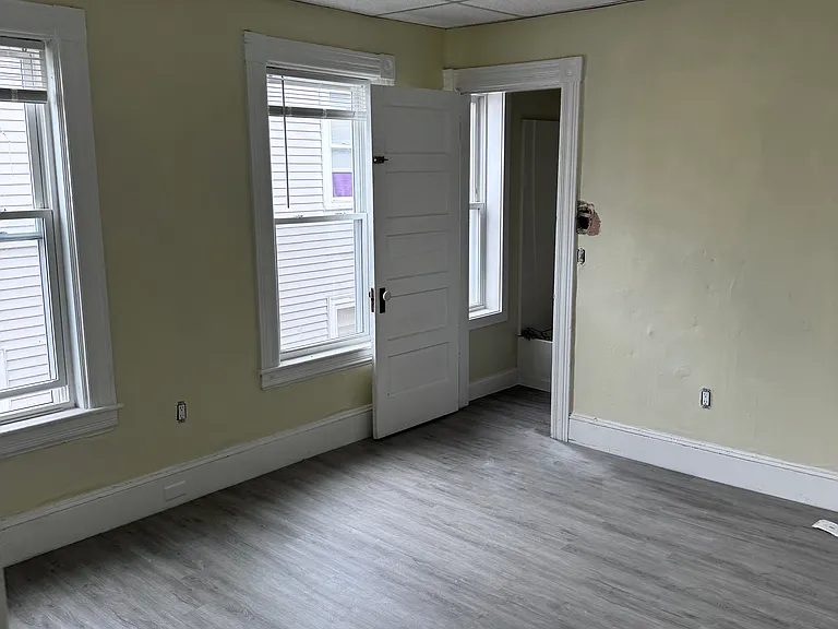 290 Conant St #3A — Photo 5