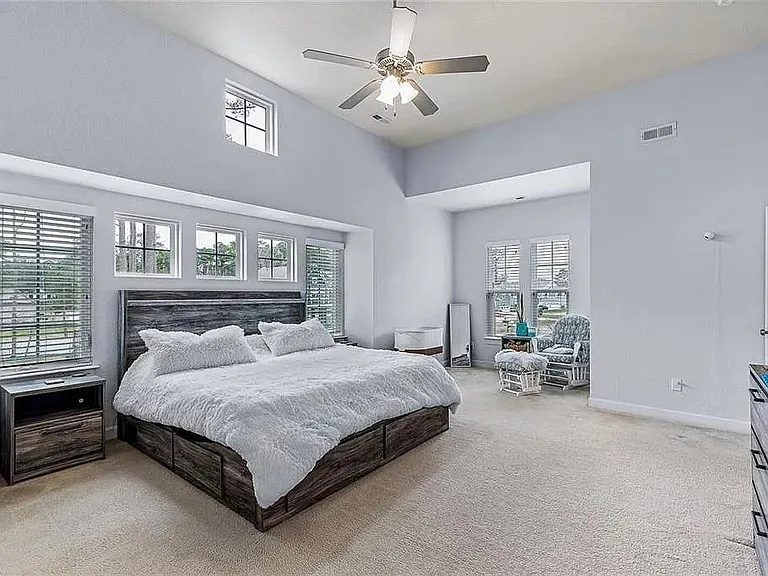 1702 Garwood Ln — Photo 20