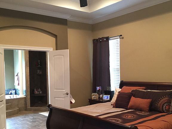 4th image of 3738 Bay Tree Ct
