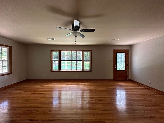 5th image of 2404 Old Ashland City Rd