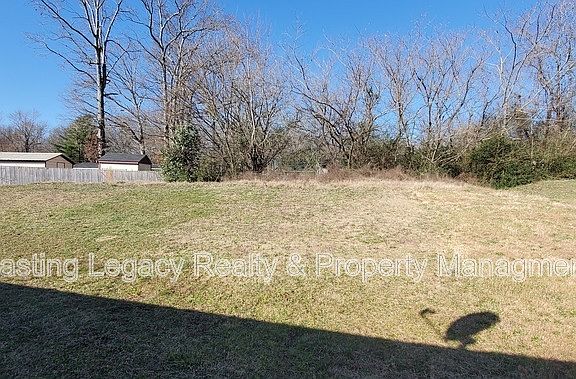 3rd image of 4613 Mallard Creek Dr