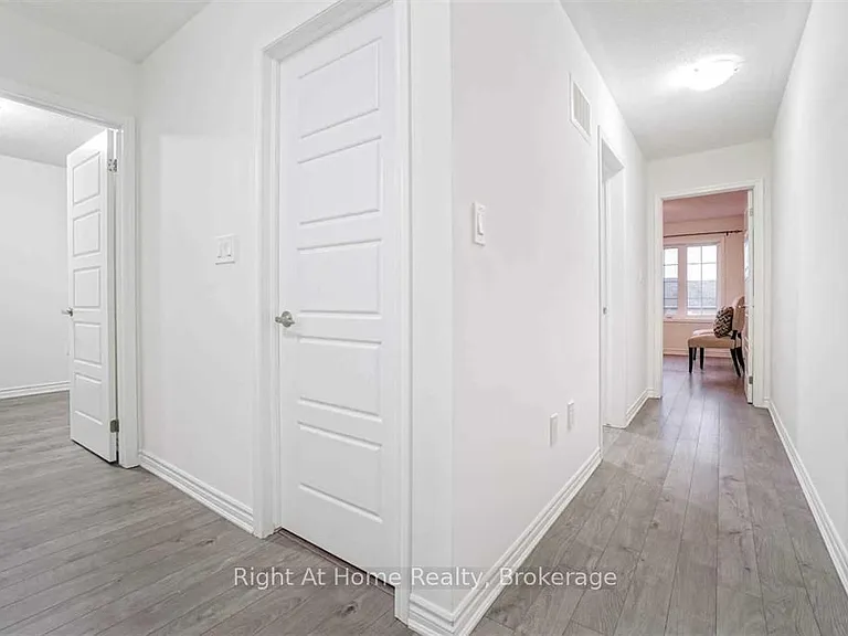 297 Murlock Hts — Photo 13
