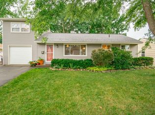 33 Loralee Dr, Albany, NY 12205