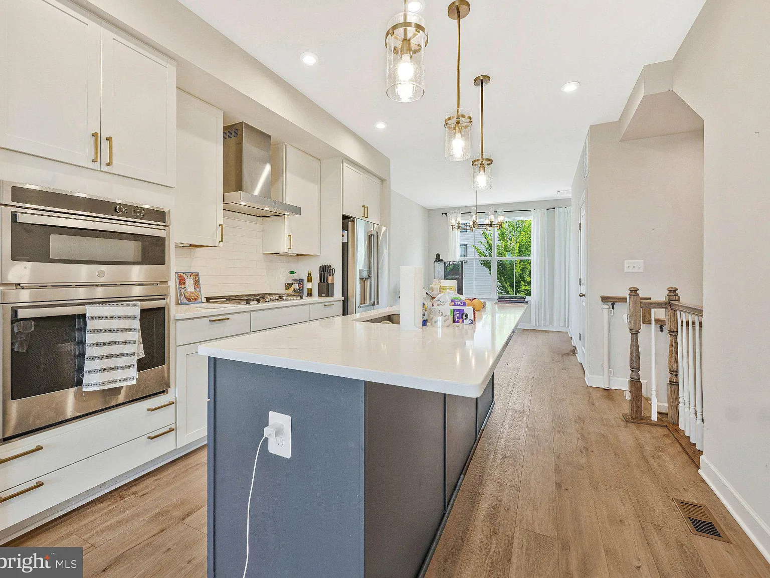 3 bed, 3.5 bath, 1548 sqft, $3,650 — Photo 3