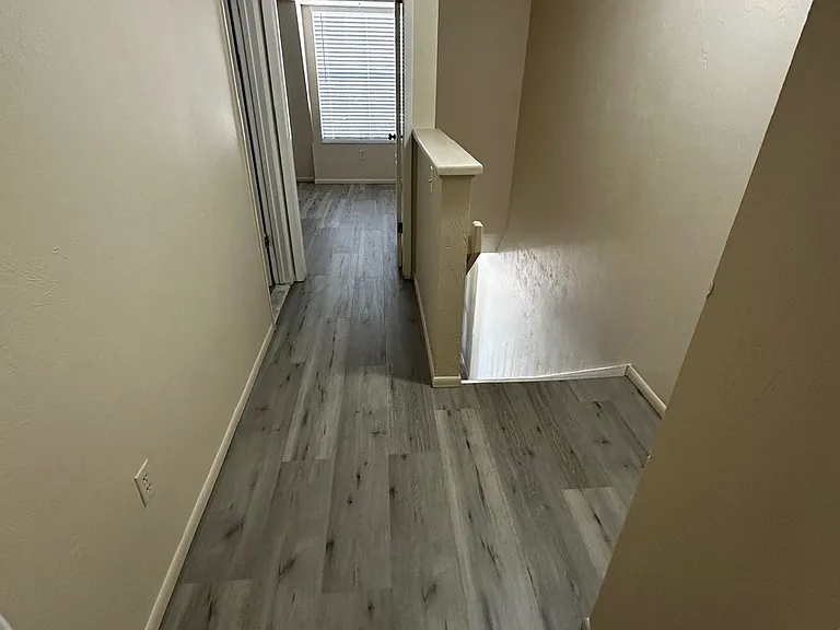 175 Yorktowne Dr #10 — Photo 8