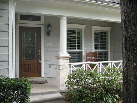 Great Covered Front Porch