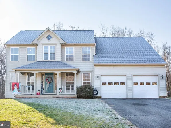4 Falling Water Ct, Fredericksburg, VA 22405